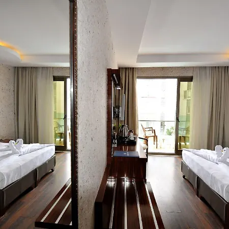 Hotelli Uk Blue Coast (adults Only)